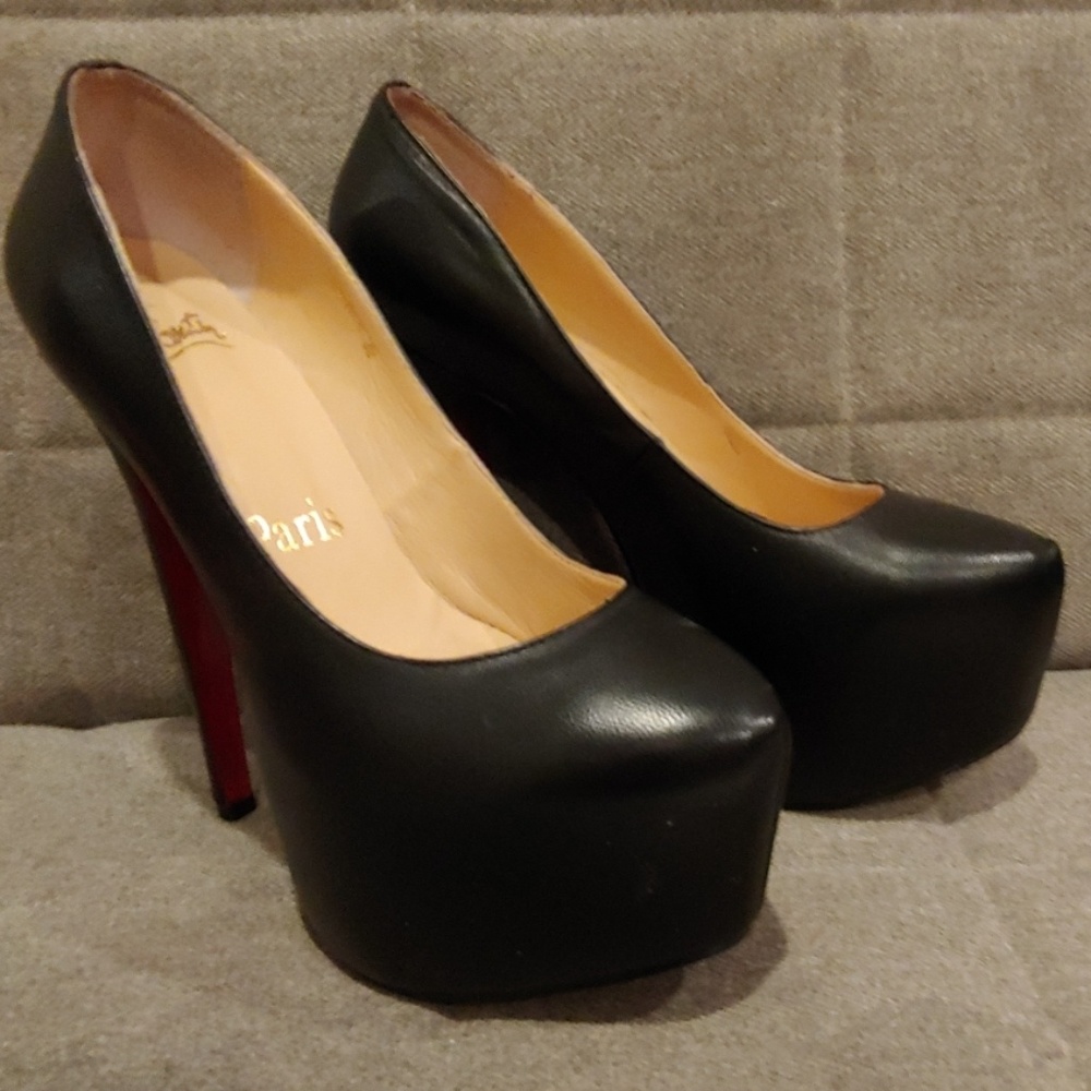Christian loubution pumps